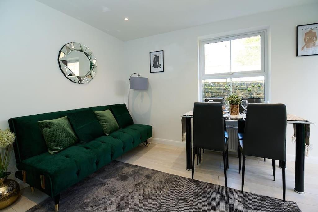 Fabulous 3 Bed Nw London Apartment With Private Garden Exterior photo